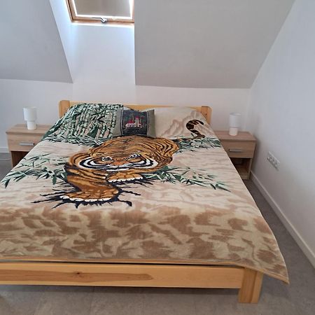 Atkacs Home Дьёр Экстерьер фото